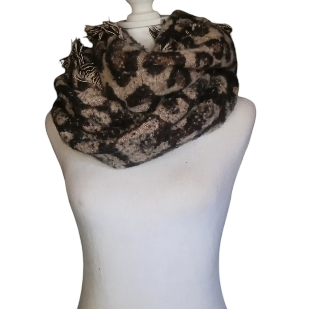 Unbranded Textured With Fringe Leopard Print Oversized Blanket Scarf